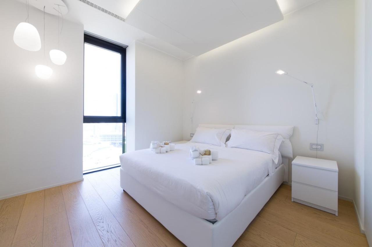 Stylish Elegant Suite In Torre Solaria With Exclusive Milan'S View Extérieur photo