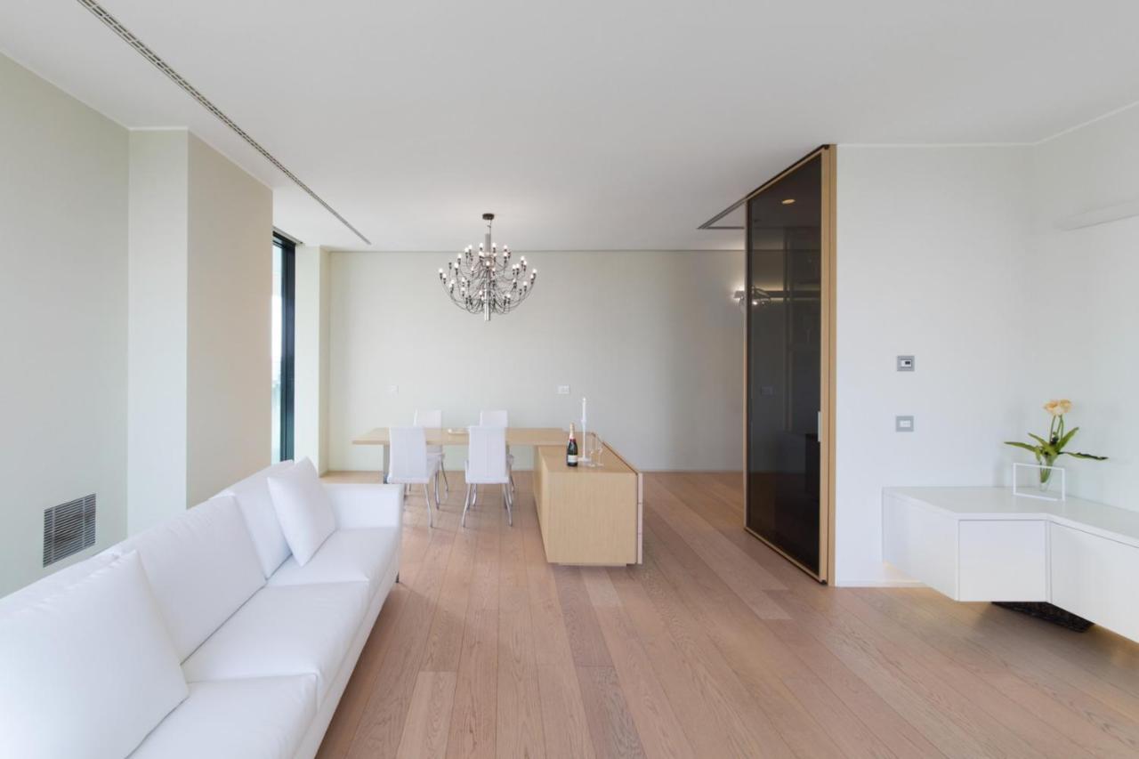 Stylish Elegant Suite In Torre Solaria With Exclusive Milan'S View Extérieur photo