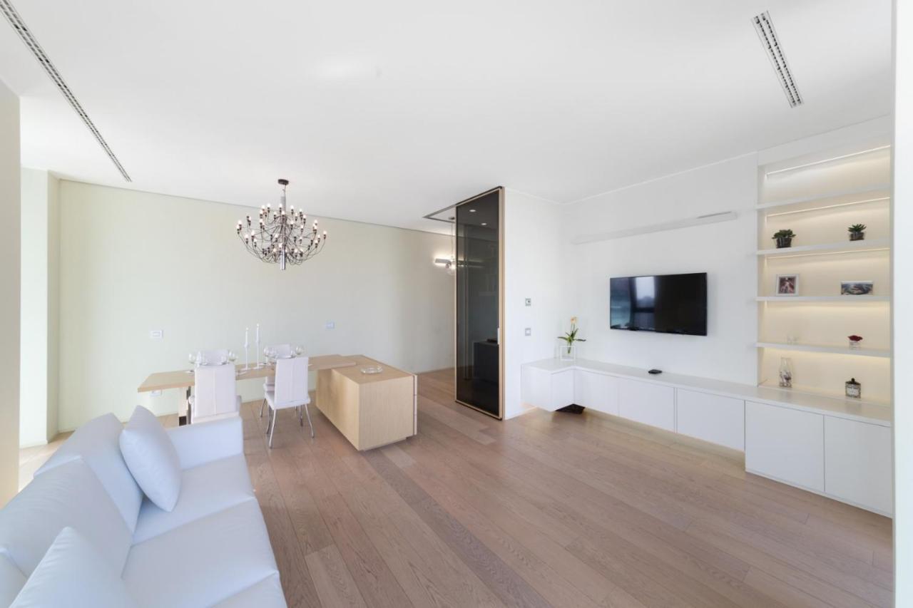 Stylish Elegant Suite In Torre Solaria With Exclusive Milan'S View Extérieur photo